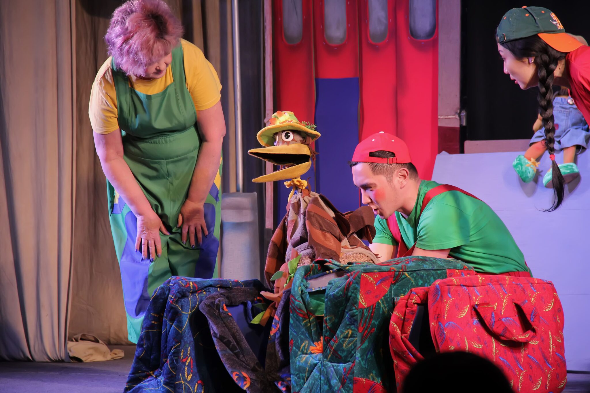 Кыргызский государственный театр кукол имени Мусы Жангазиева города ...